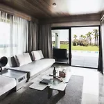 Paloma Finesse Hotell Side