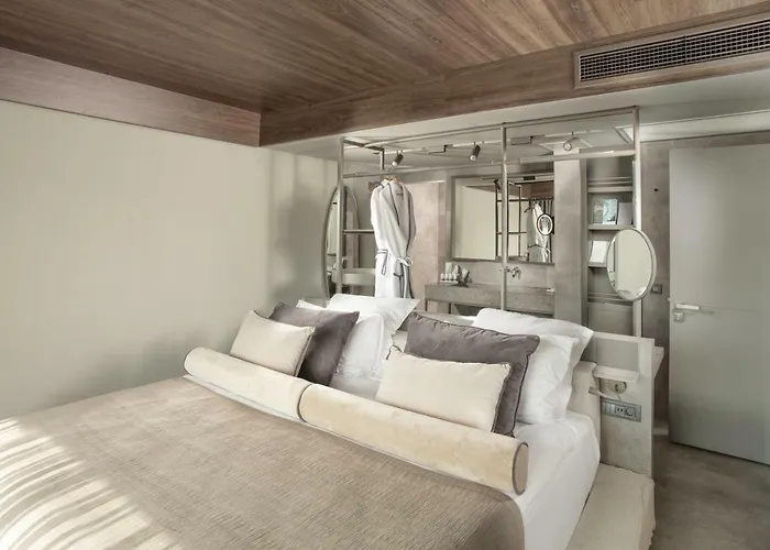 Hotel Paloma Finesse Side