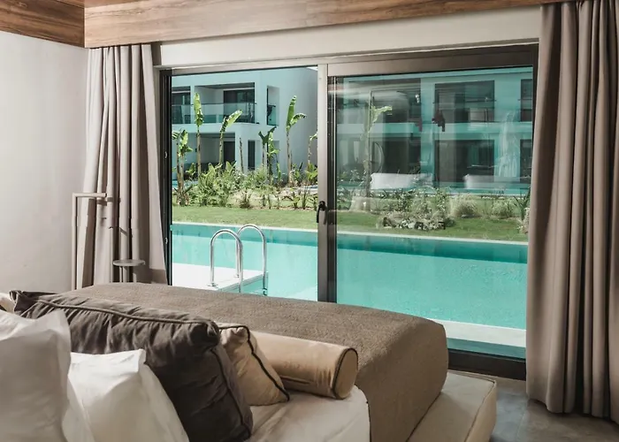 מלון Paloma Finesse 5*